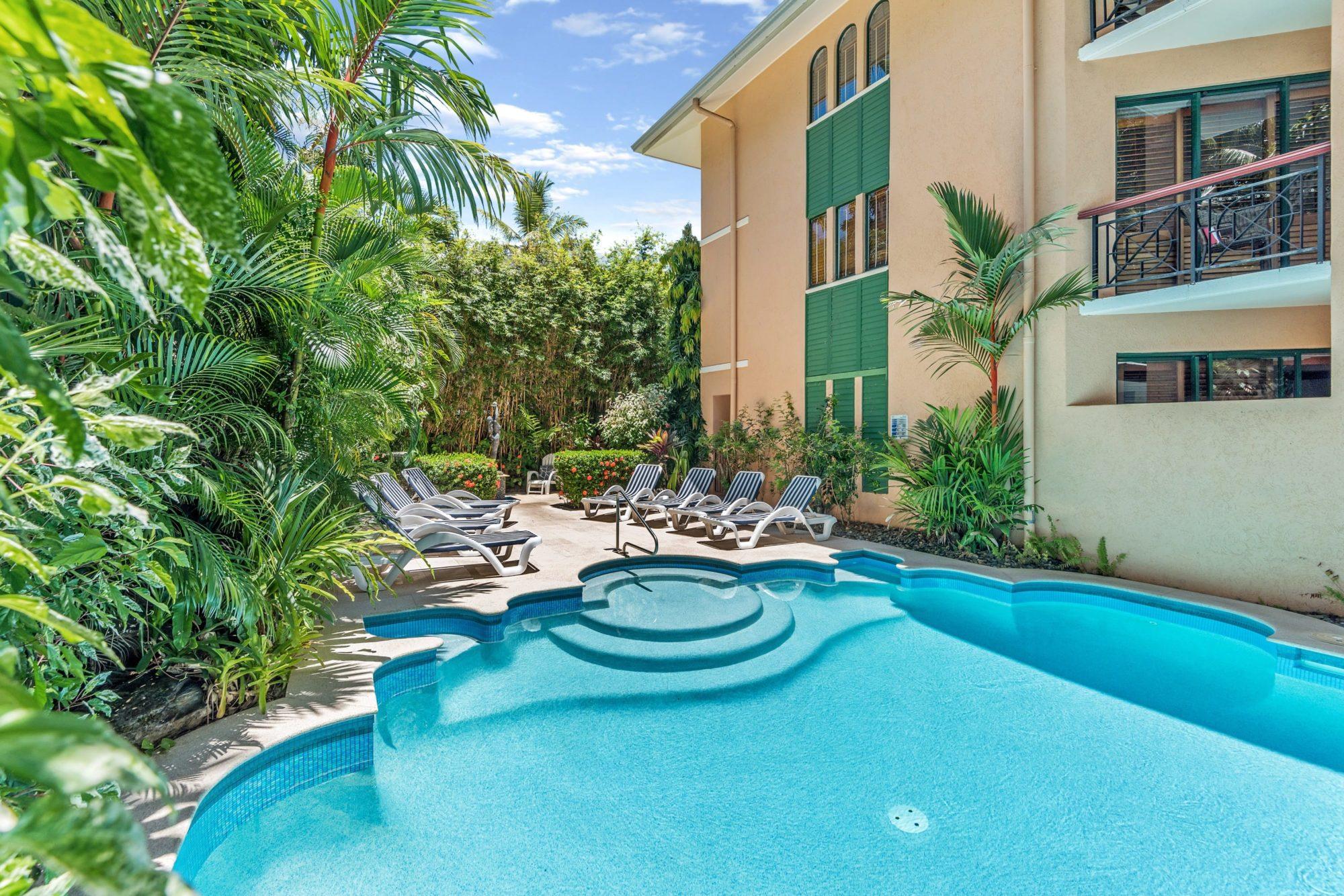 Martinique On Macrossan Lejlighedshotel Port Douglas Eksteriør billede